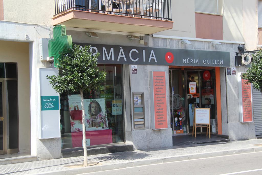 Apartment Verge De Montserrat Cambrils Rum bild