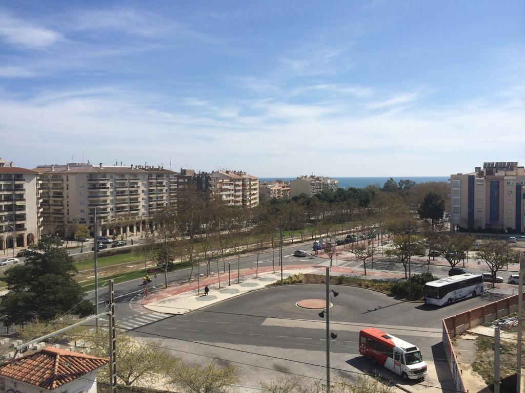 Apartment Verge De Montserrat Cambrils Exteriör bild